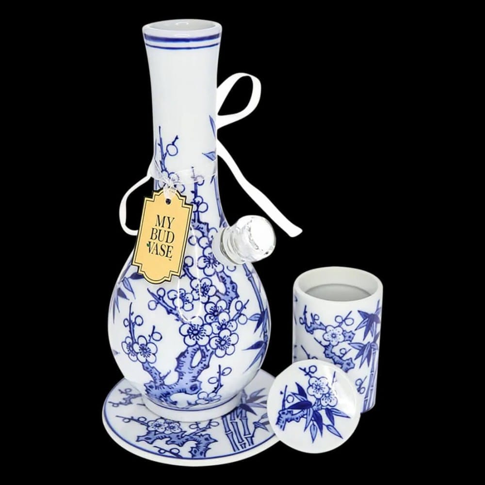 My Bud Vase Luck Water Pipe - 02