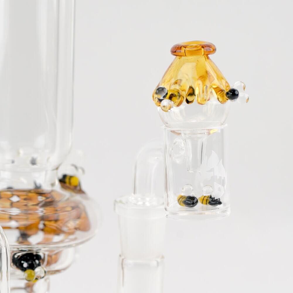 empire-glassworks-save-the-bees-recycler-water-pipe-06